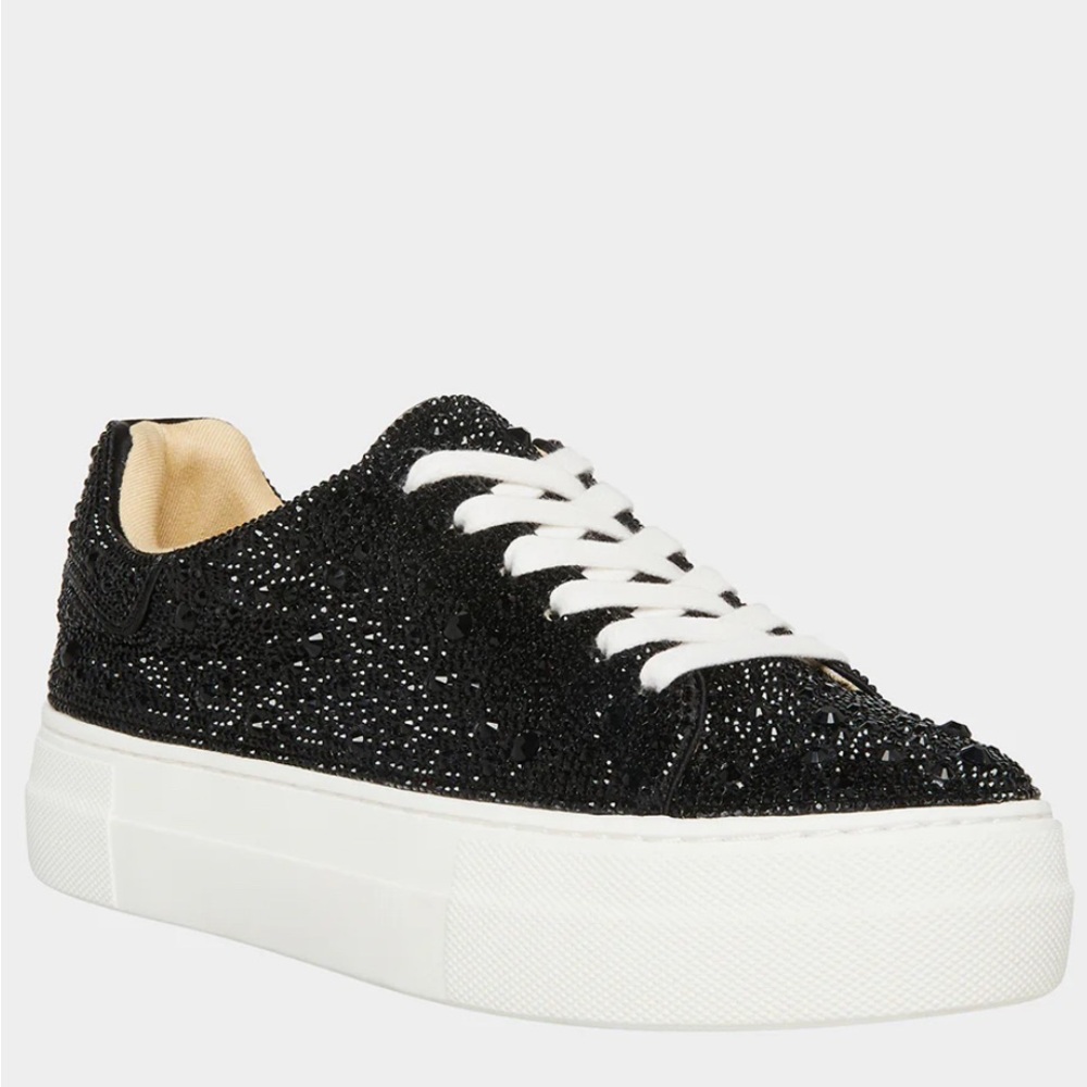 Betsey Johnson Sidny Black Size 7